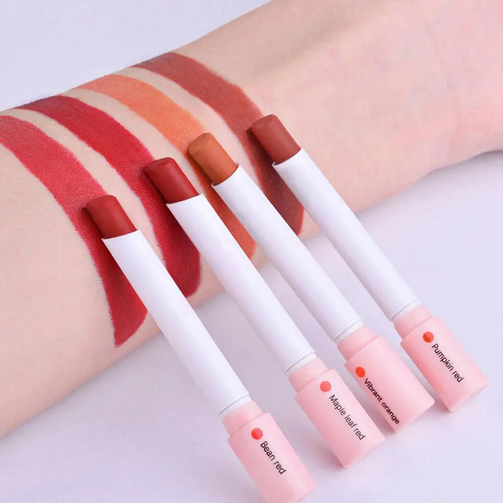 Cigarette Lipstick Set with matte long-lasting colours